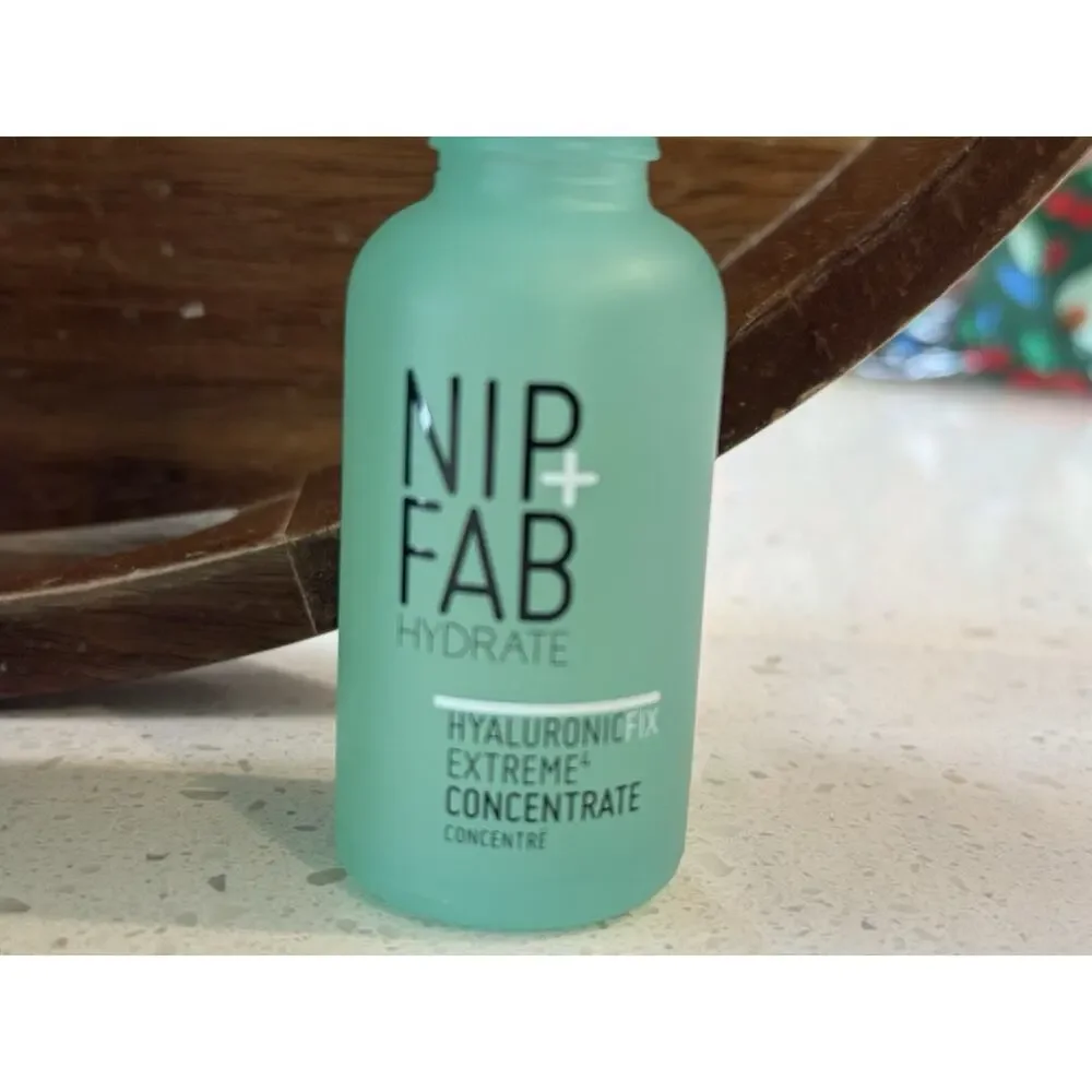 NIP + FAB Hydrate Hyaluronic Fix Extreme‎ Concentrate 30ml New In Box